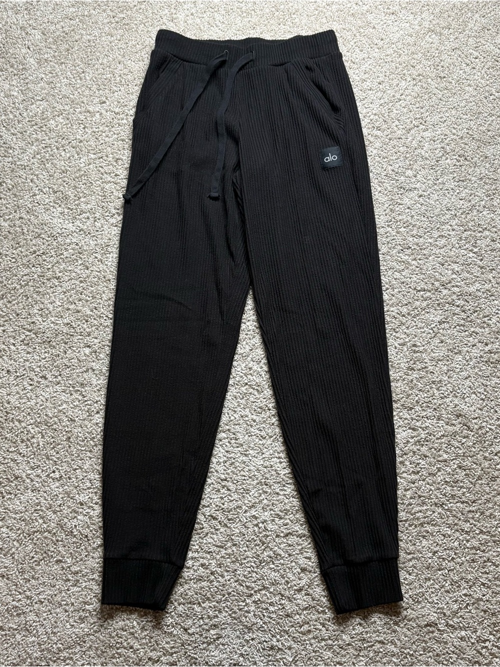 Alo Yoga Muse Sweatpants - Picture 2 of 7